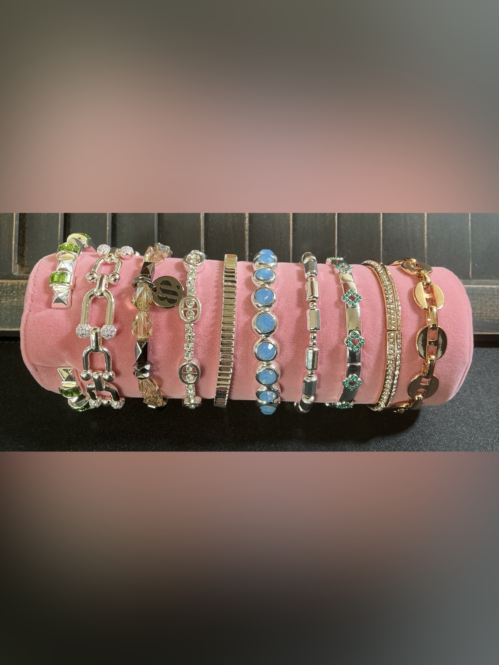 Bomb Party assortment bracelet bundle (lot 10)